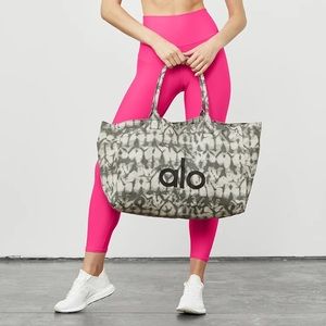 Alo Yoga Grey Tie Dye Shopper Tote